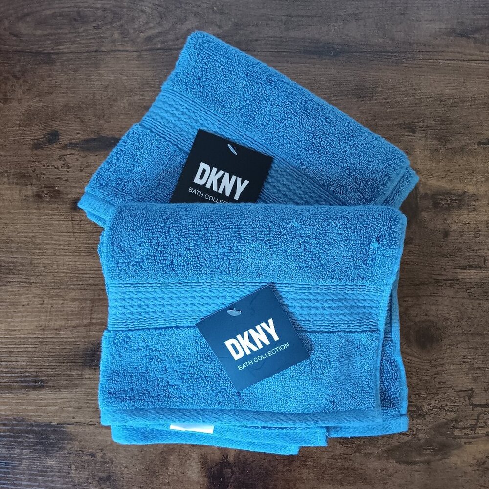 DKNY - Set of 2 Hand Towels - Cornflower Blue